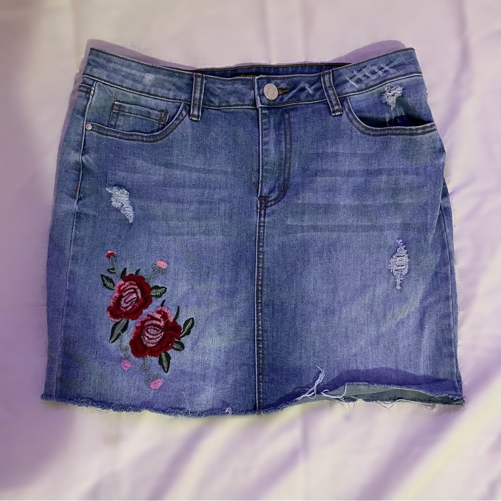 Refuge Denim Skirt Rose Embroidered Size L